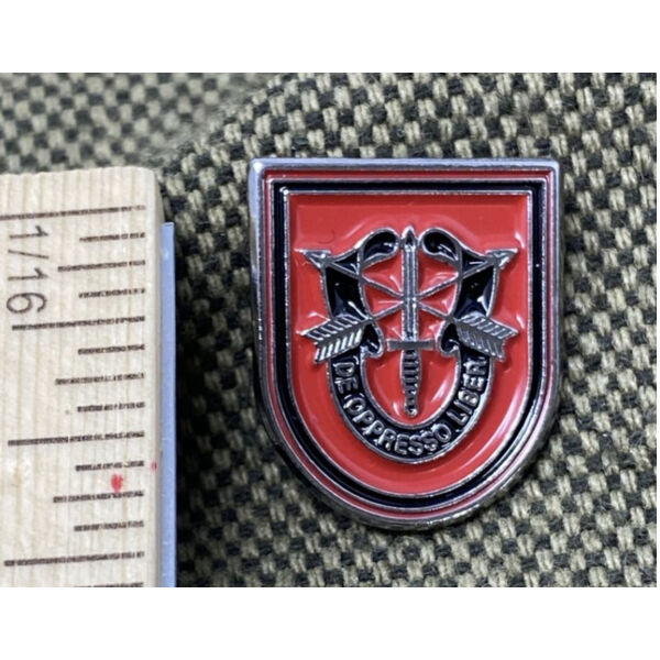 7th SFG Lapel Pin Thumbnail